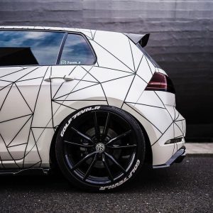 lipdukai juostelės automobiliams
